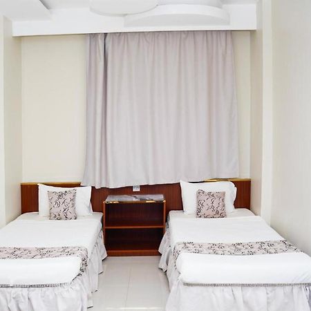 Al Bayrahaa Hotel Apartments Seeb Bagian luar foto