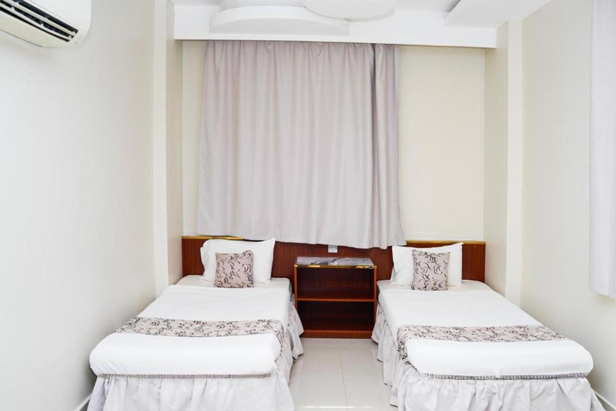 Al Bayrahaa Hotel Apartments Seeb Bagian luar foto
